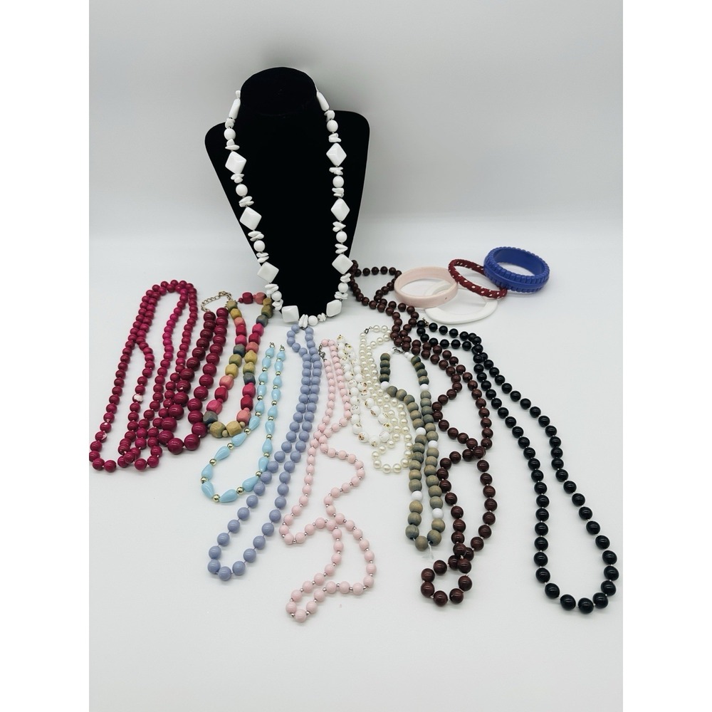 Vintage Jewelry Lot Necklaces Bracelets Beaded Acrylic Chunky Colorful Retro